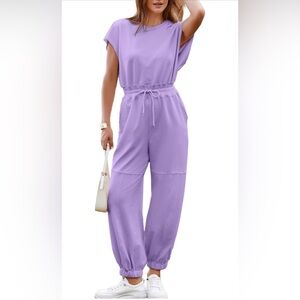 NWOT Casual Jumpsuit Loose Fit Open Back Onesie Atheletic Jumpsuit with Pockets